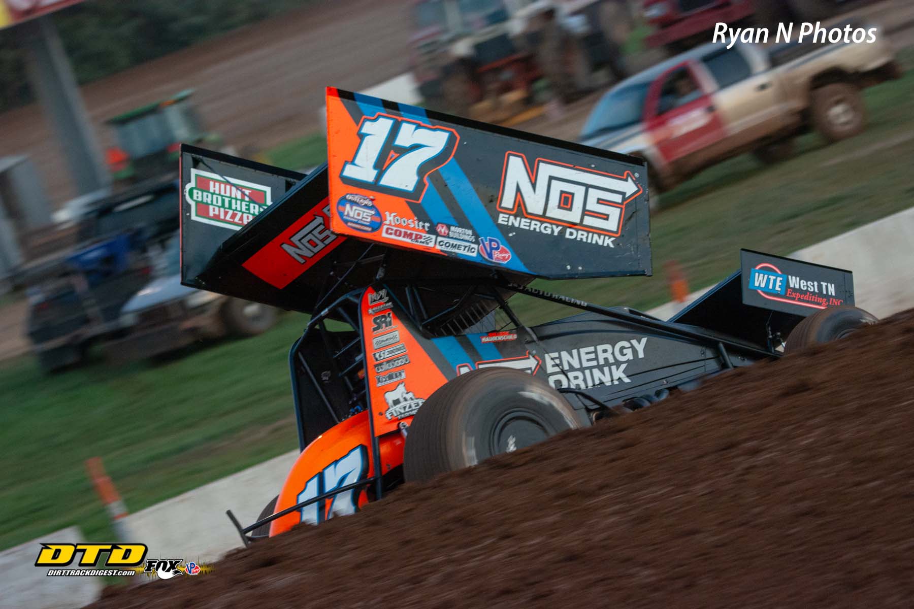 410 sprint car #17 driven by Sheldon Haudenschild